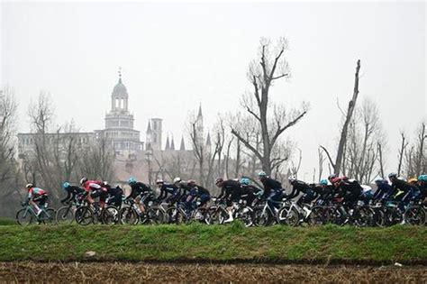Milan San Remo .